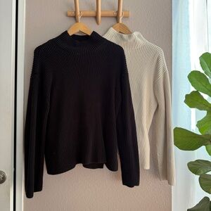 GAP Black and Cream Women Sweaters